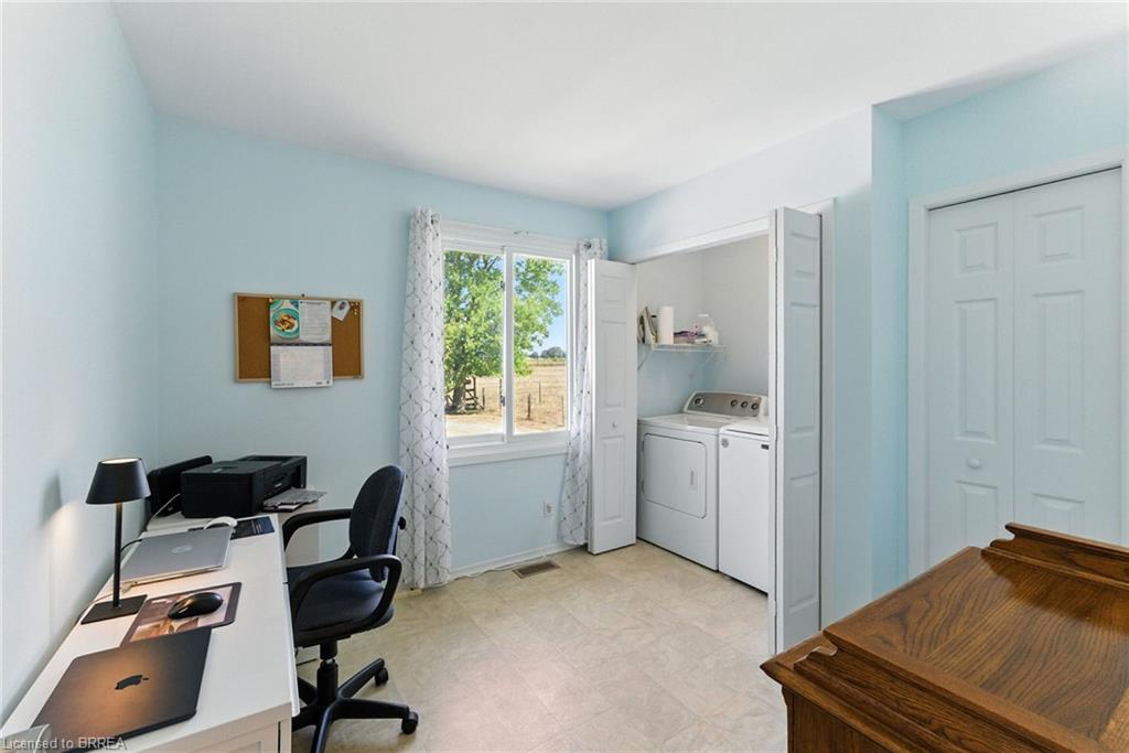 207 Robinson Road Property Photo 18