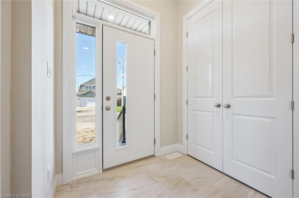 111 Catherine Street Property Photo 2