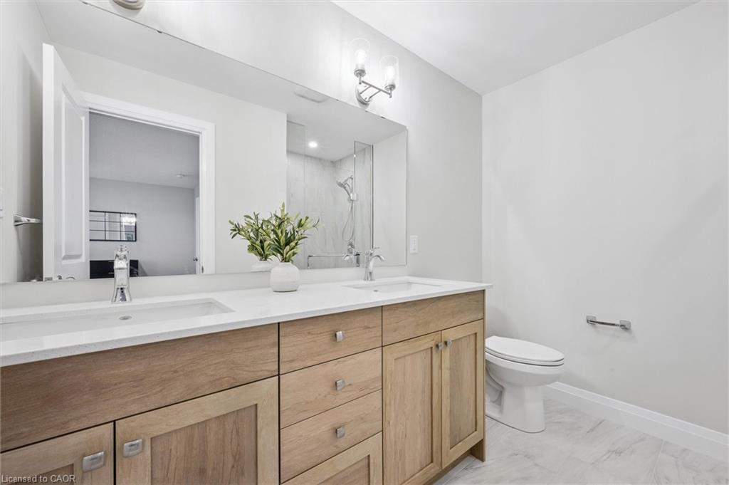111 Catherine Street Property Photo 15
