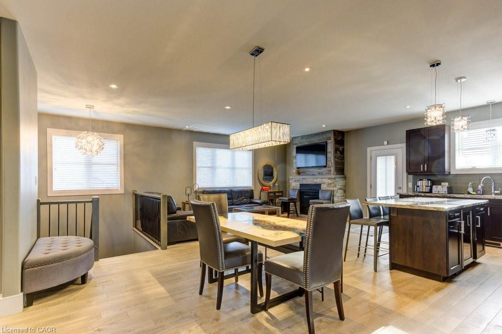 30 Lakeshore Road Property Photo 11