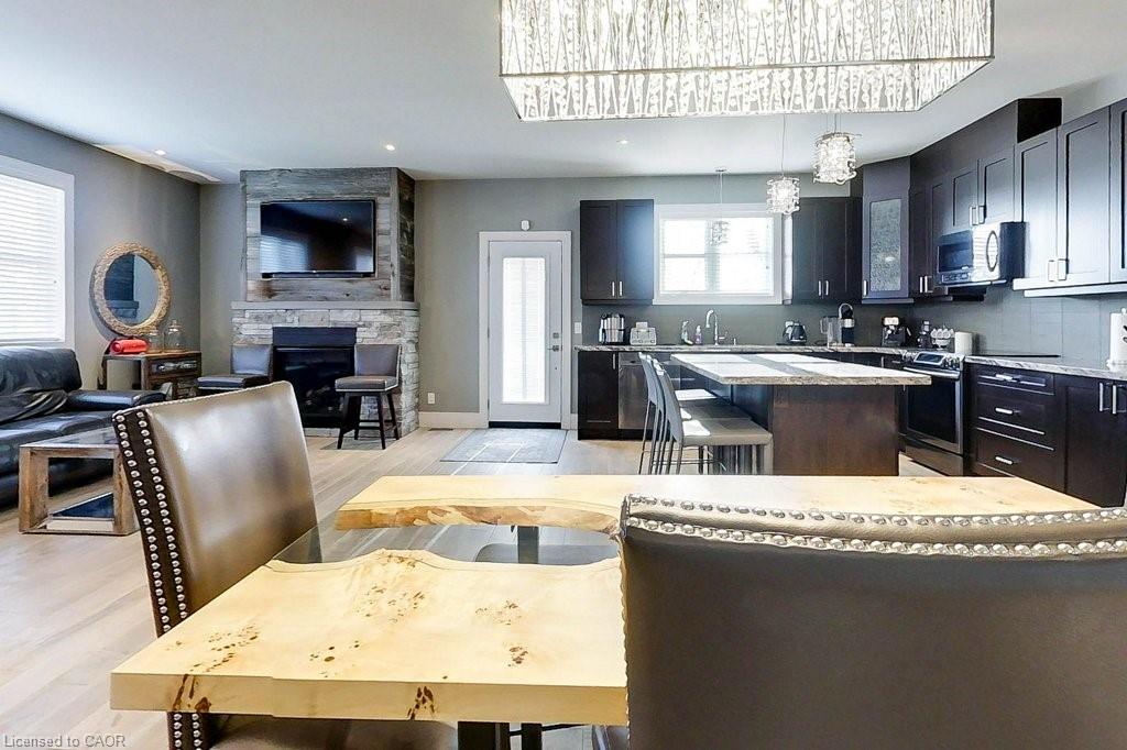 30 Lakeshore Road Property Photo 15