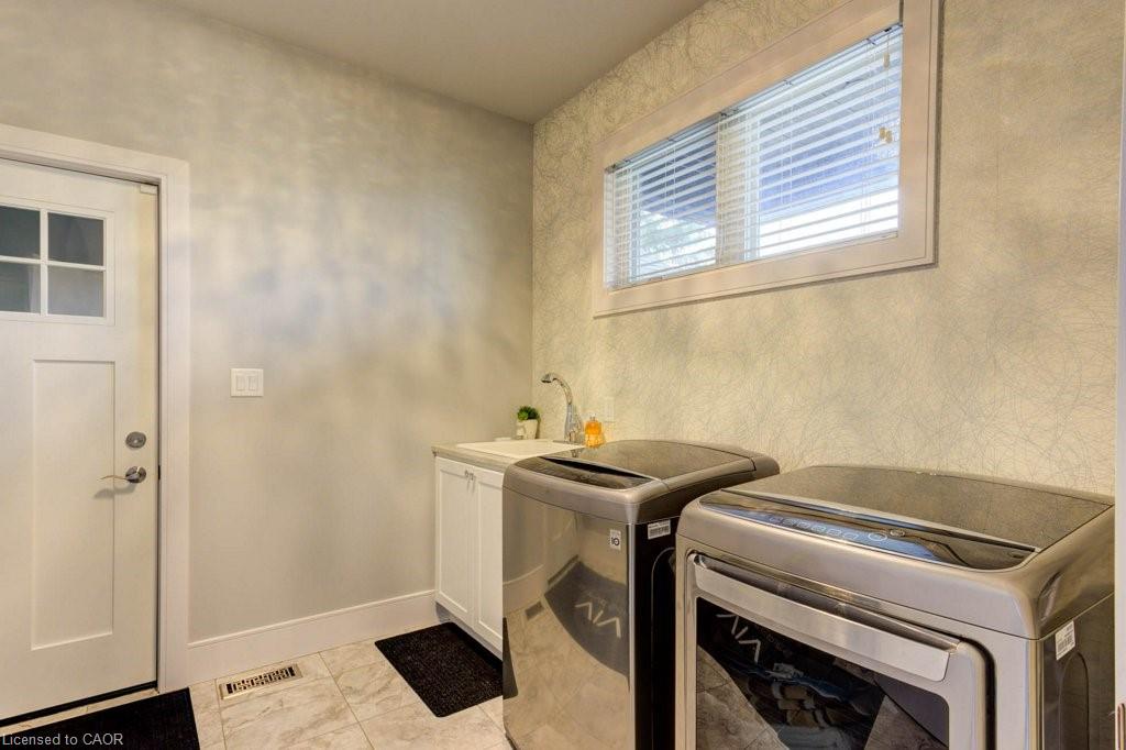 30 Lakeshore Road Property Photo 40