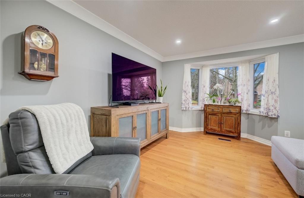 4 Ronald Road Property Photo 7