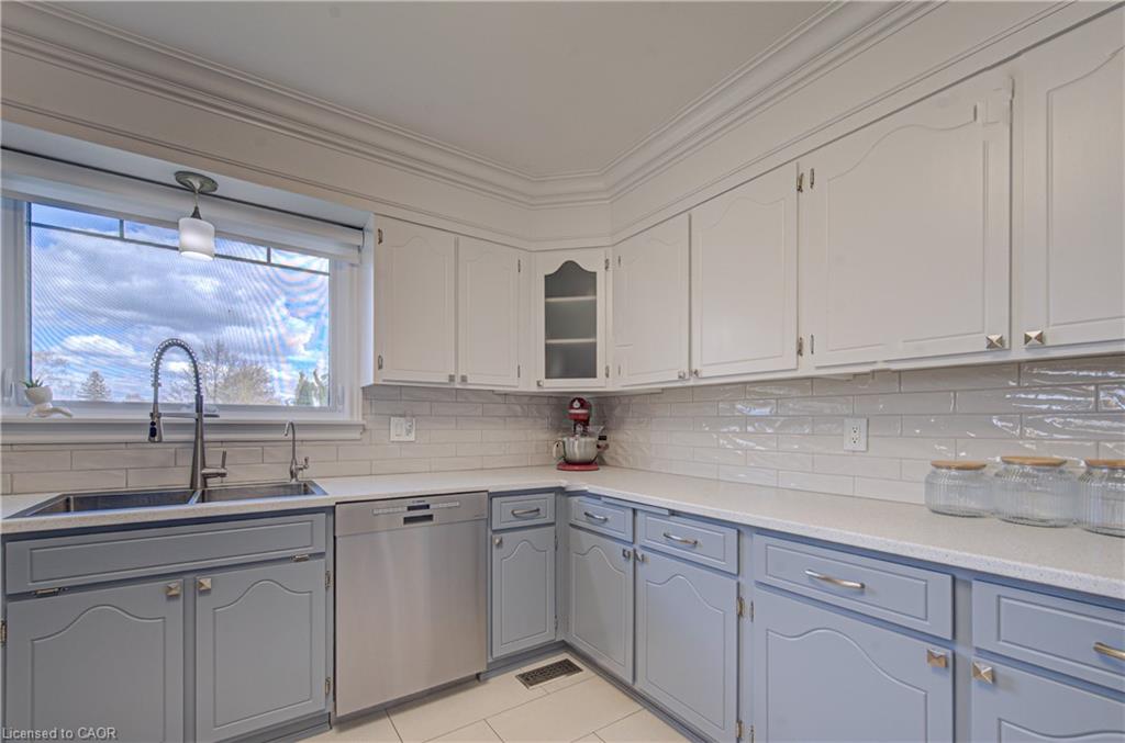 4 Ronald Road Property Photo 11