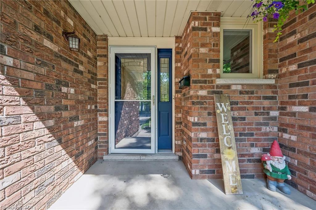 3-13 Centre Street Property Photo 6