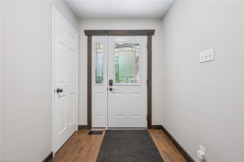 3-13 Centre Street Property Photo 7