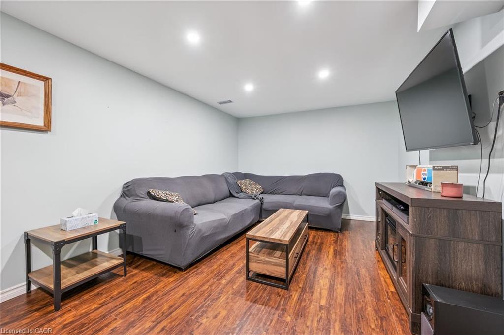 3-13 Centre Street Property Photo 30