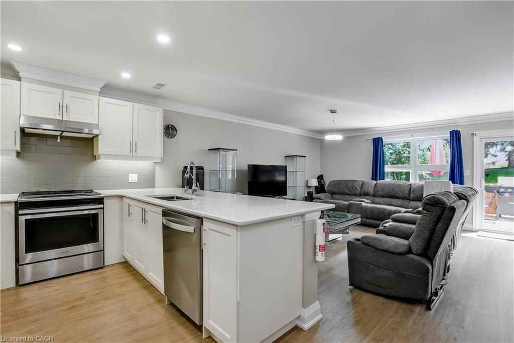 13 Sister Varga Terrace Property Photo 16