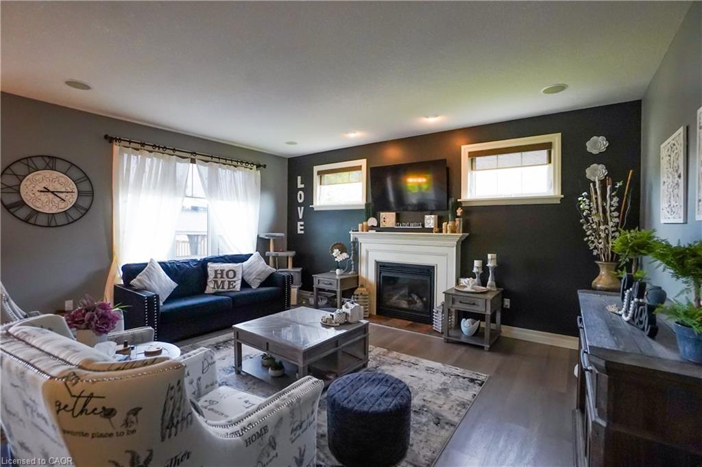 365 Poldon Drive Property Photo 3