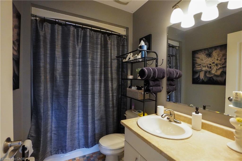 365 Poldon Drive Property Photo 14