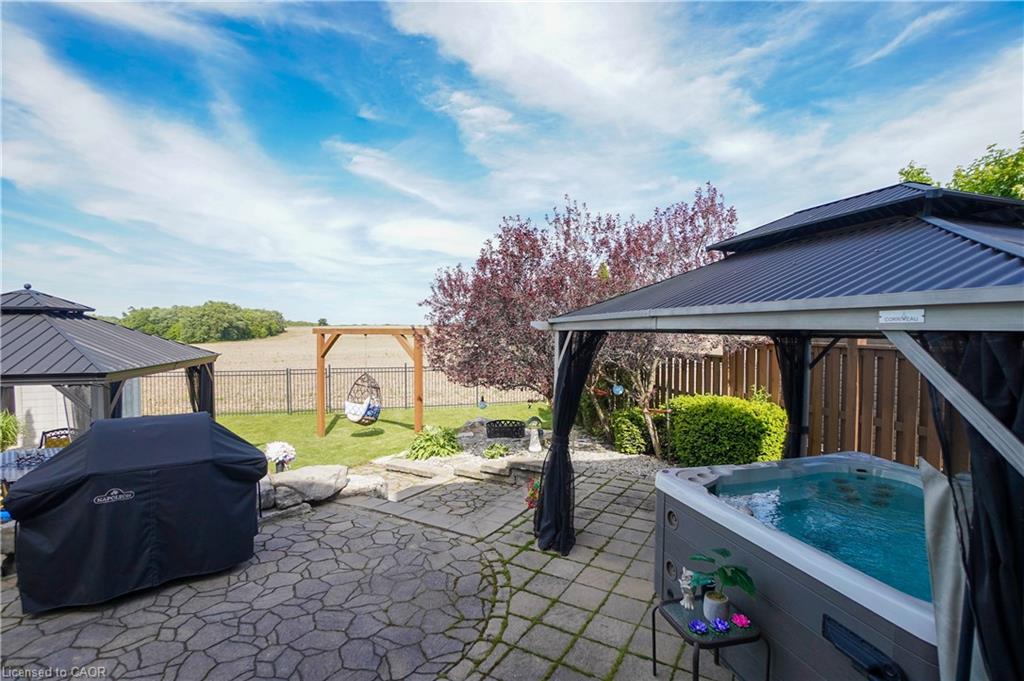 365 Poldon Drive Property Photo 28