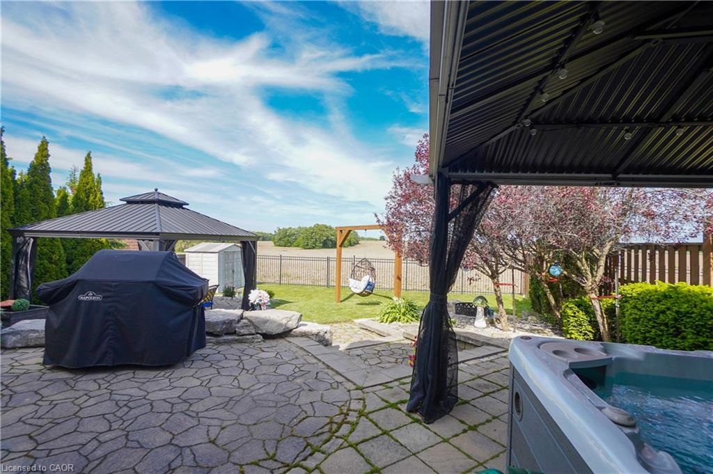365 Poldon Drive Property Photo 29