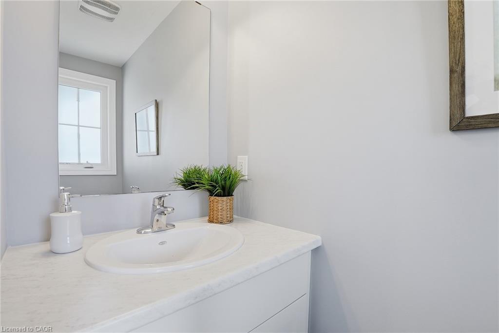 28 Isaac Street Property Photo 29