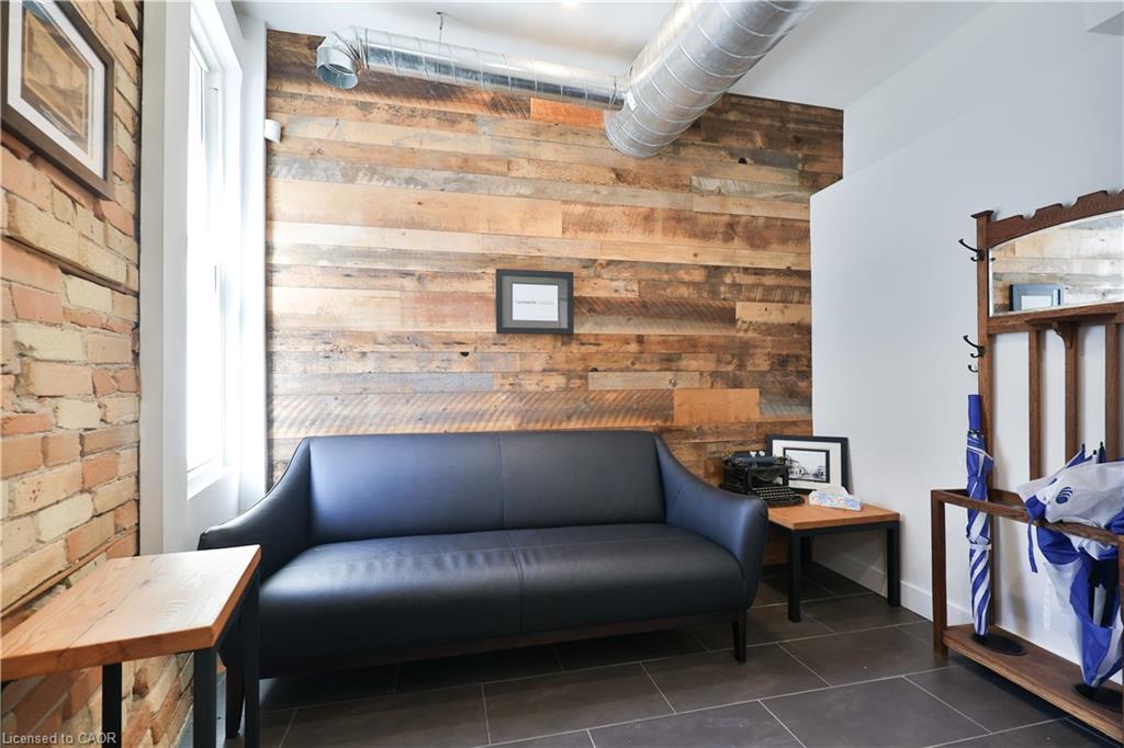 2 Queen Street E Property Photo 5