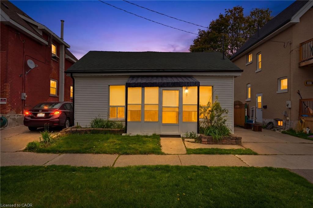 291 Park Avenue Property Photo 1