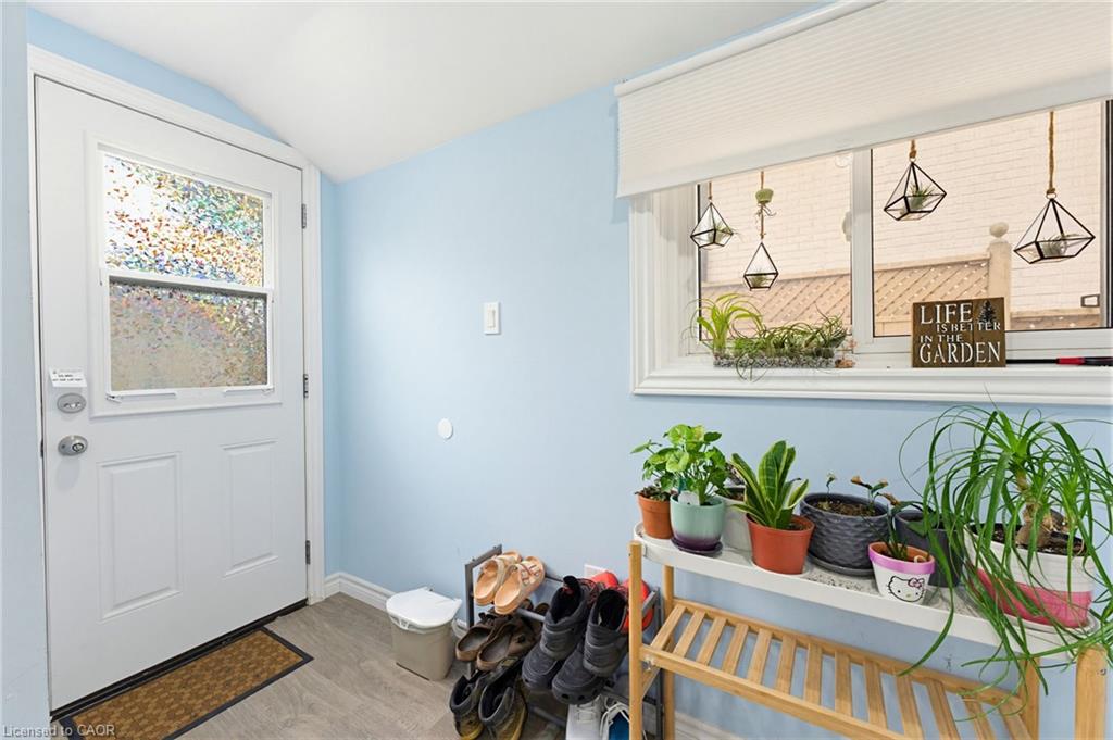 291 Park Avenue Property Photo 16