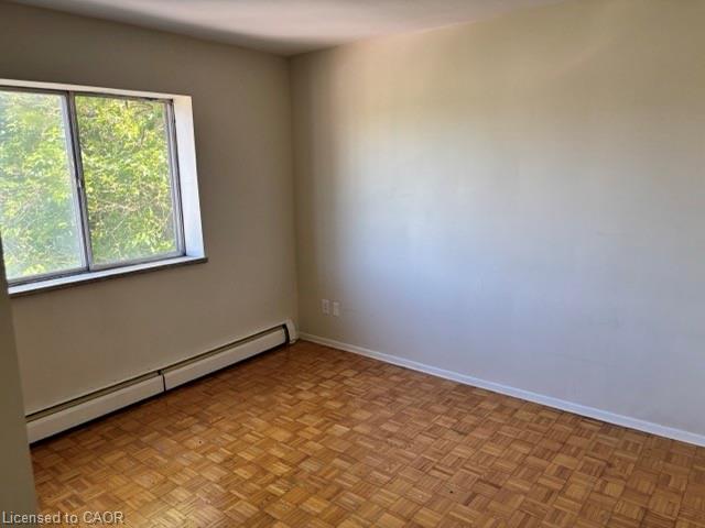 1-2205 King Street E Property Photo 10