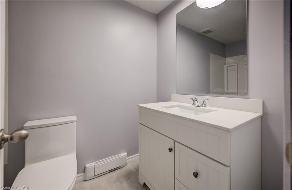 18-249 Cedarbrae Avenue Property Photo 10