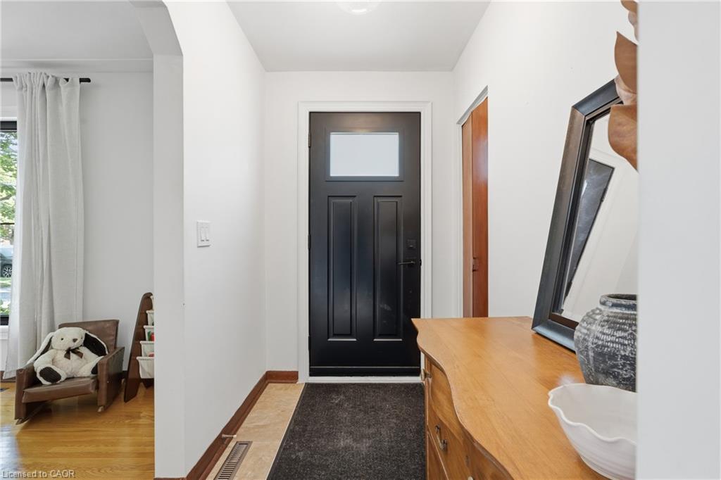 6 Mccammon Street Property Photo 4