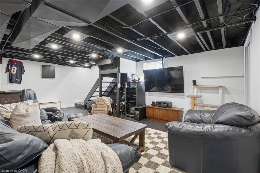 6 Mccammon Street Property Photo 26
