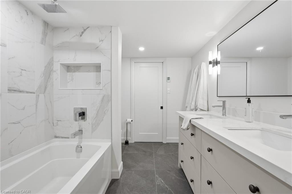 6 Mccammon Street Property Photo 30