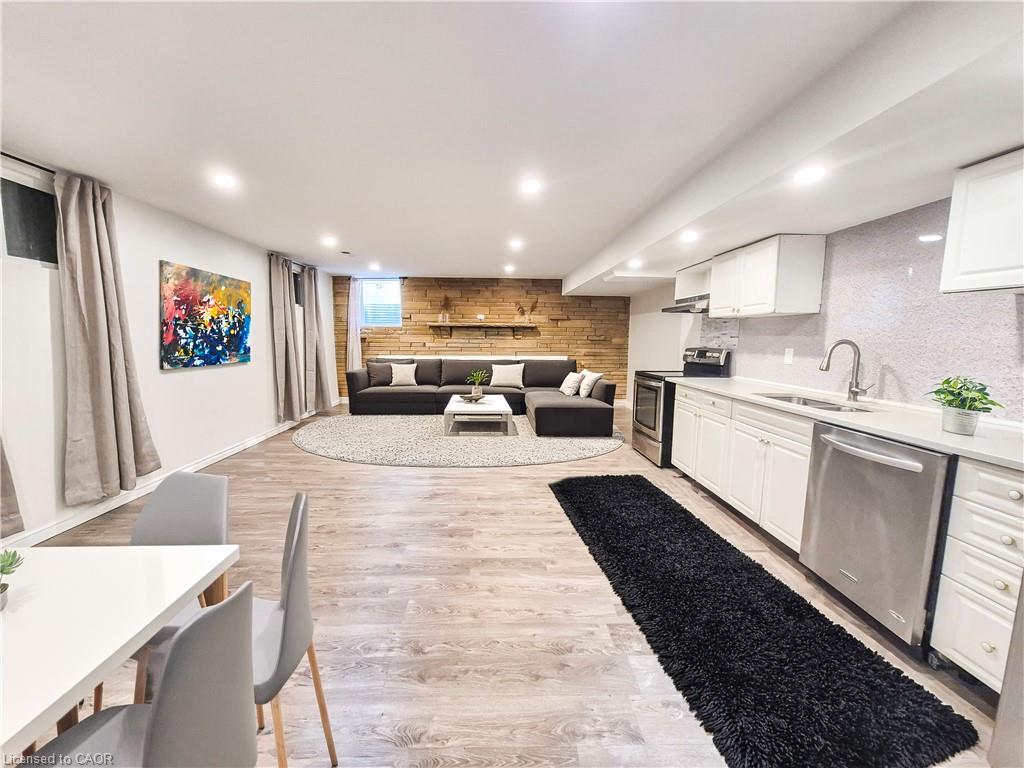 11 Duncairn Avenue Property Photo 4