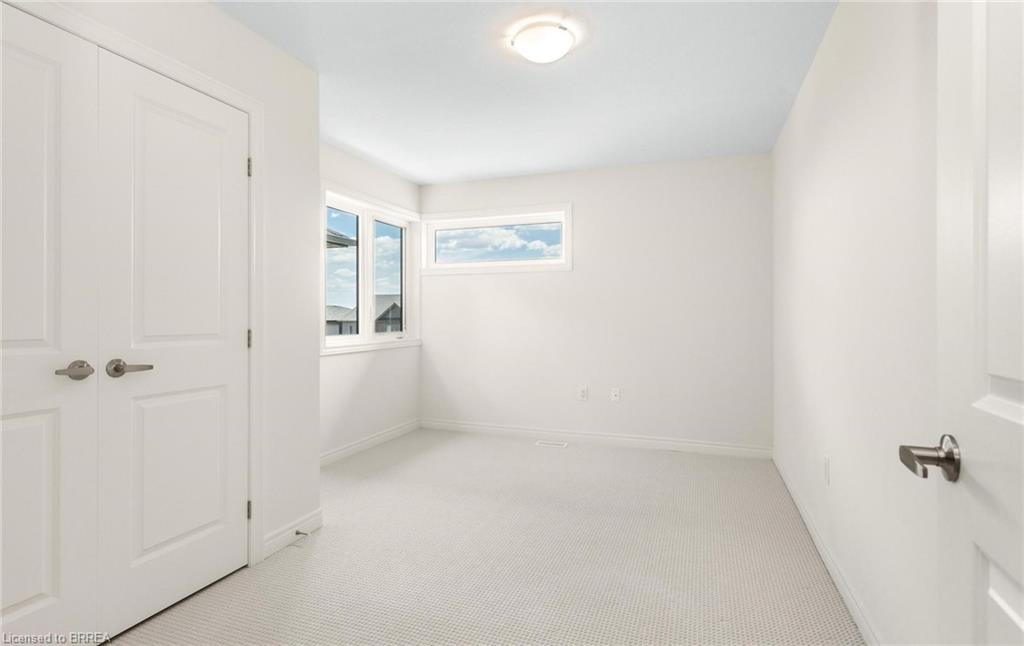 10 Mcgovern Lane Property Photo 32