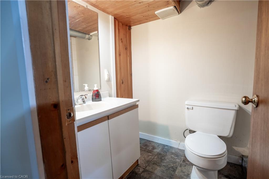 127 East Avenue S Property Photo 20