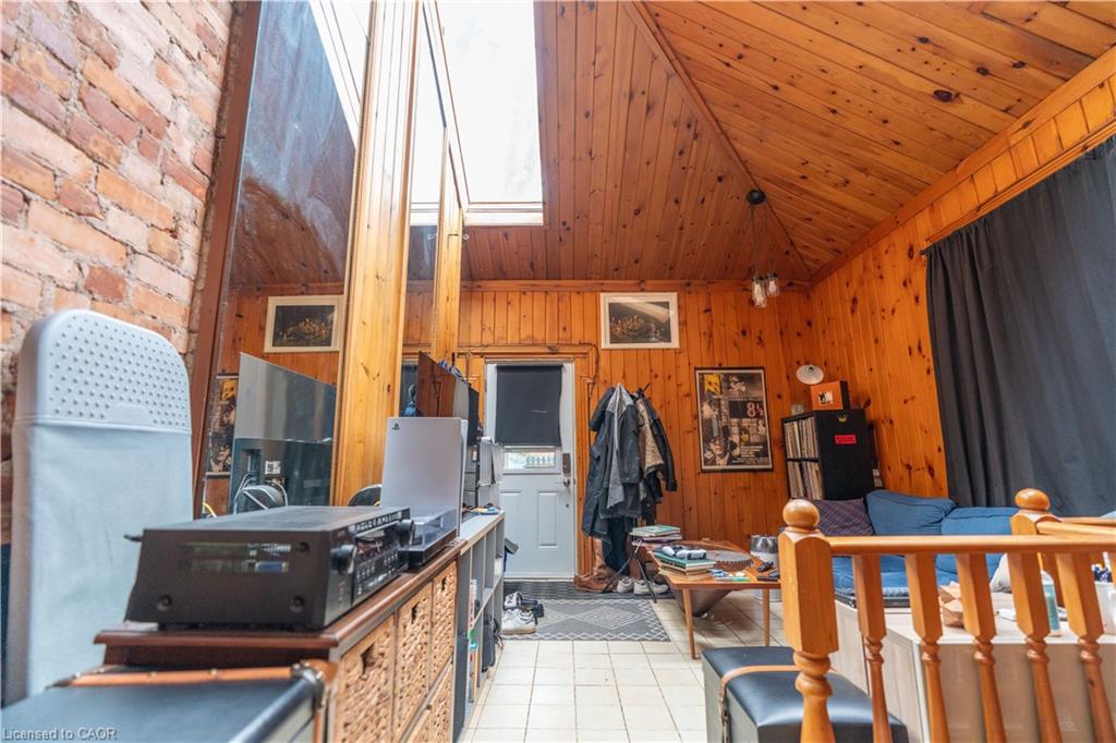 127 East Avenue S Property Photo 24