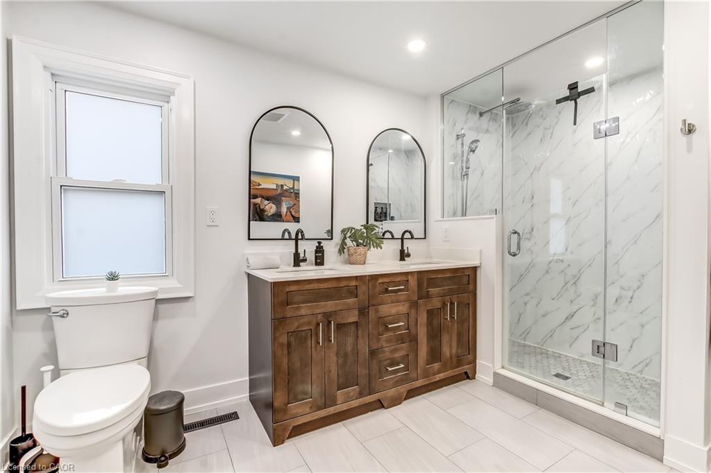 65 Norfolk Street Property Photo 8