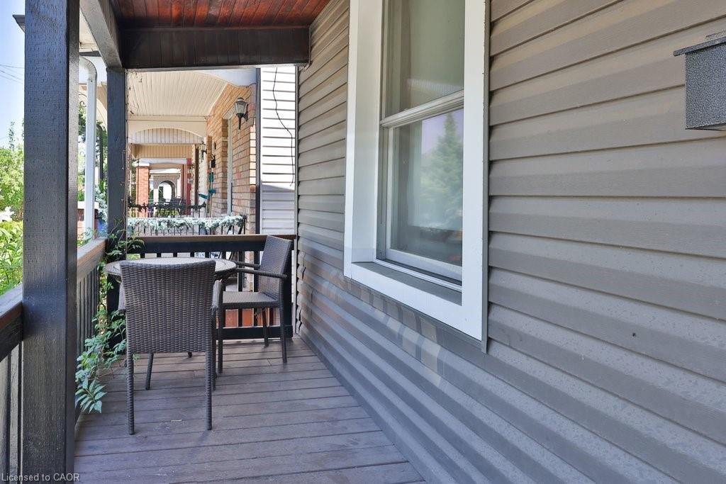 88 Chestnut Avenue Property Photo 3