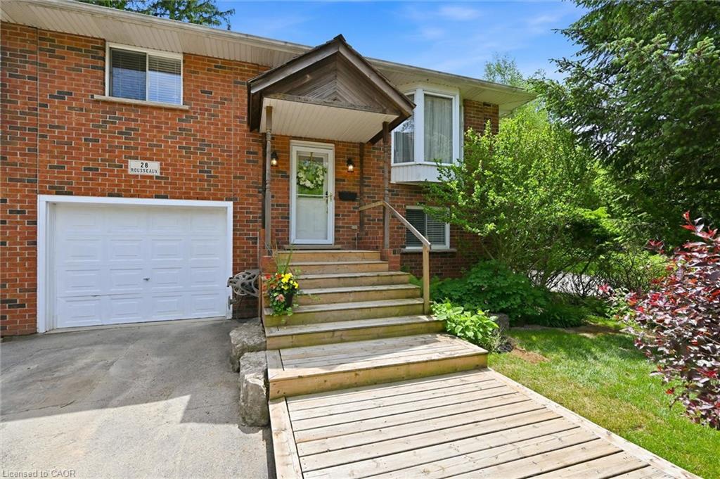 28 Rousseaux Street Property Photo 5