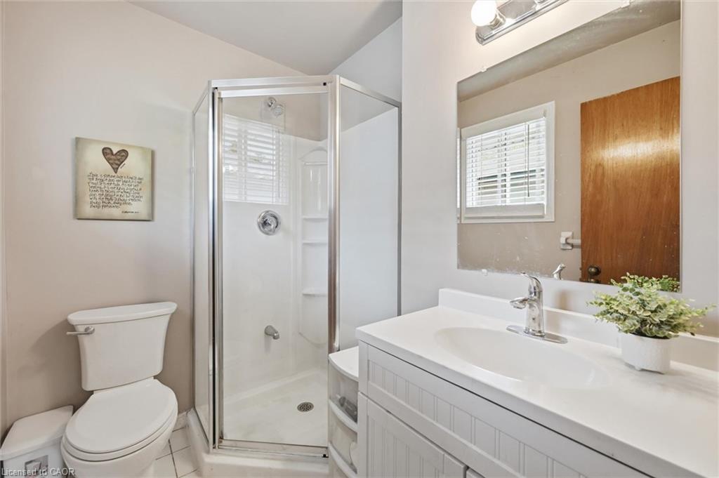 28 Rousseaux Street Property Photo 10