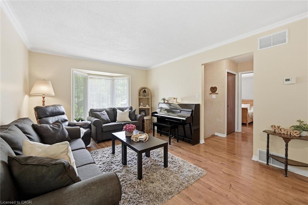 28 Rousseaux Street Property Photo 12