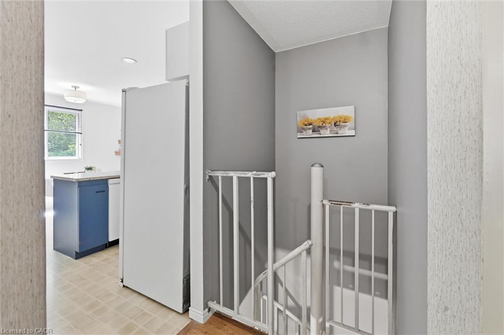 28 Rousseaux Street Property Photo 21