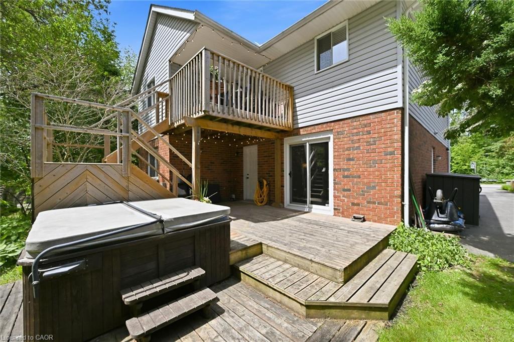 28 Rousseaux Street Property Photo 46