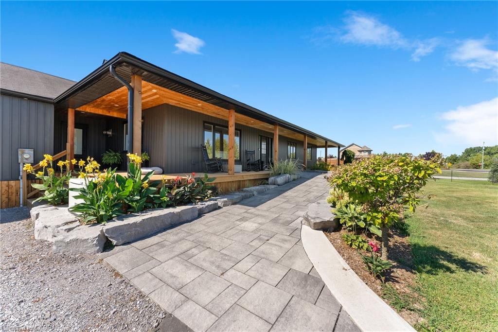 6251 Walkers Road Property Photo 8