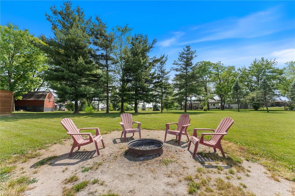 6251 Walkers Road Property Photo 32