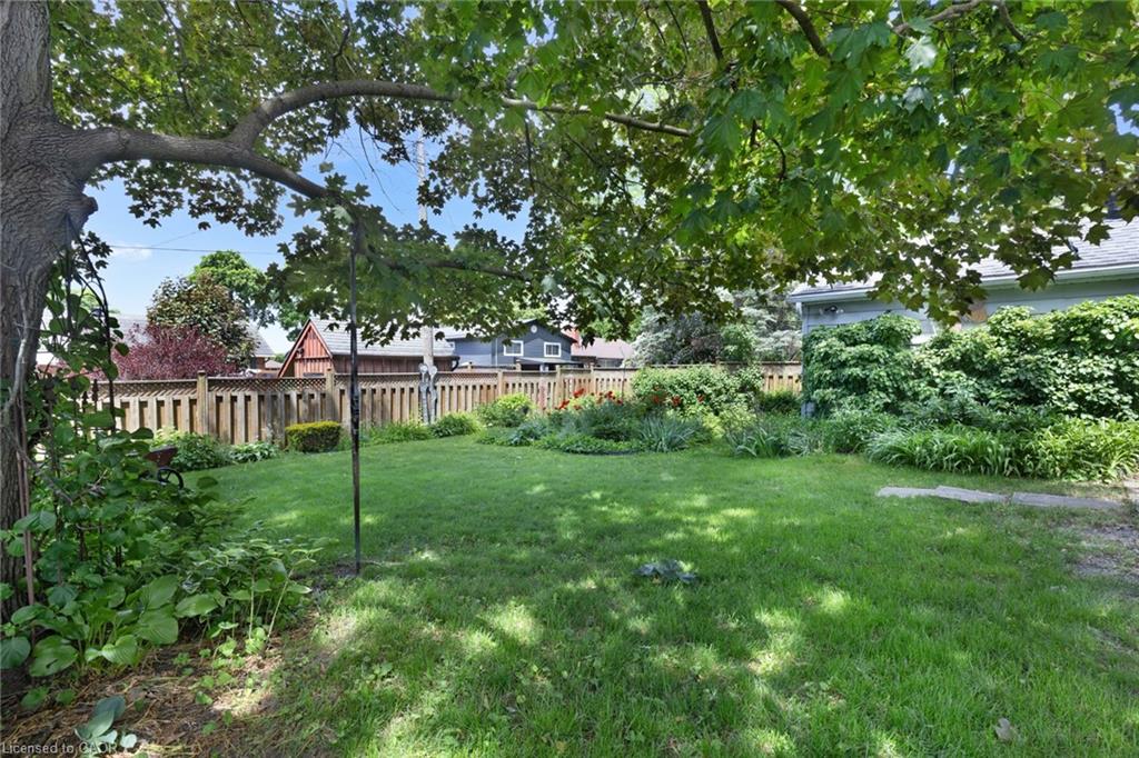 119 Church Street E Property Photo 32