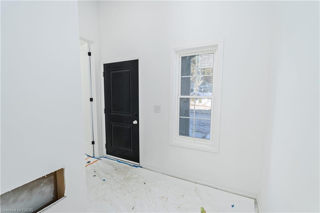 17 James Street Property Photo 6