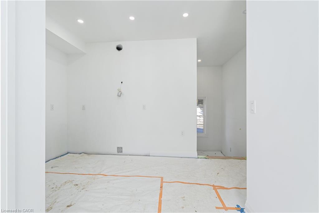 17 James Street Property Photo 8
