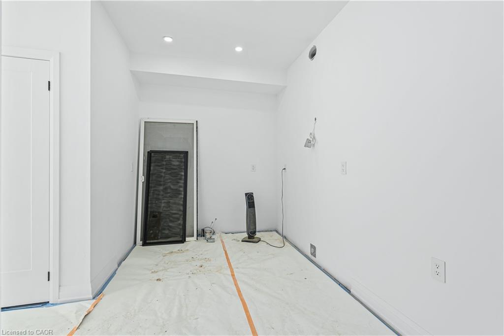17 James Street Property Photo 10