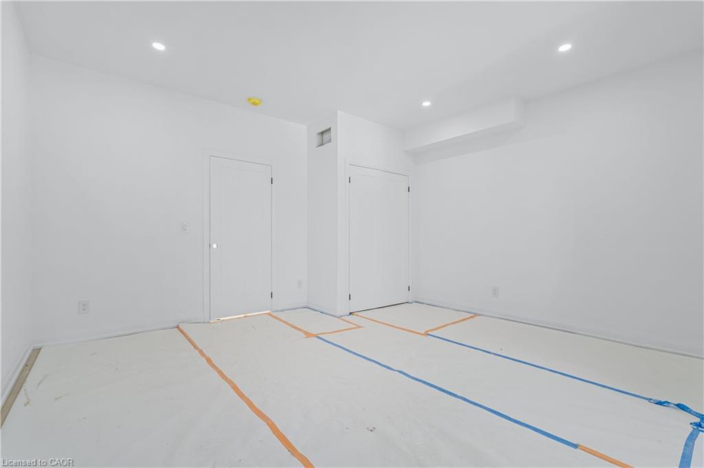 17 James Street Property Photo 33