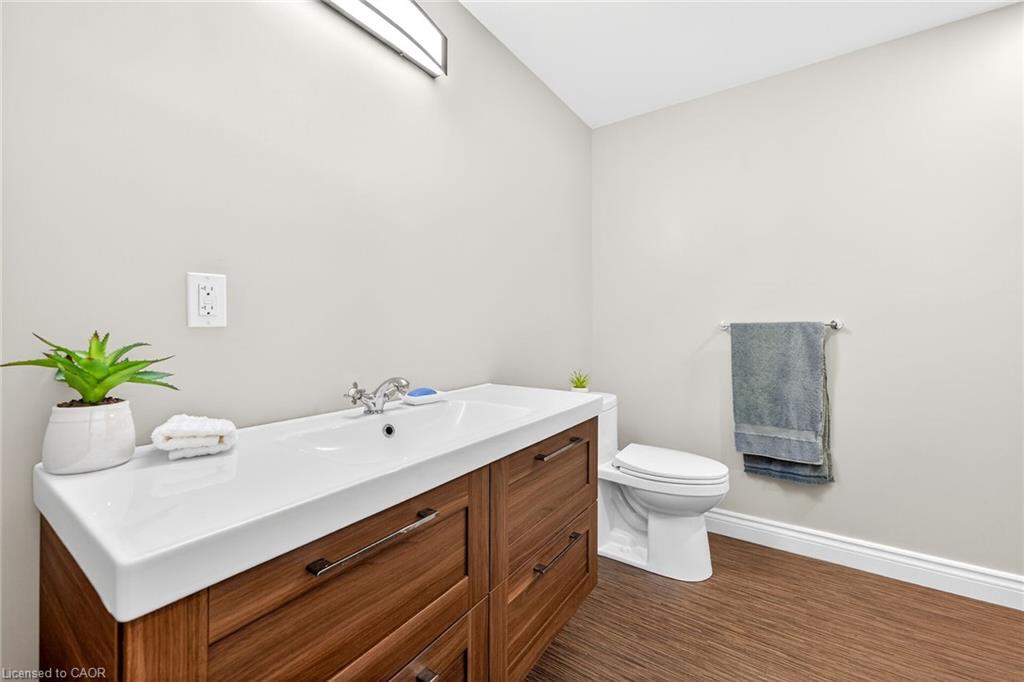 58 Postma Drive Property Photo 33