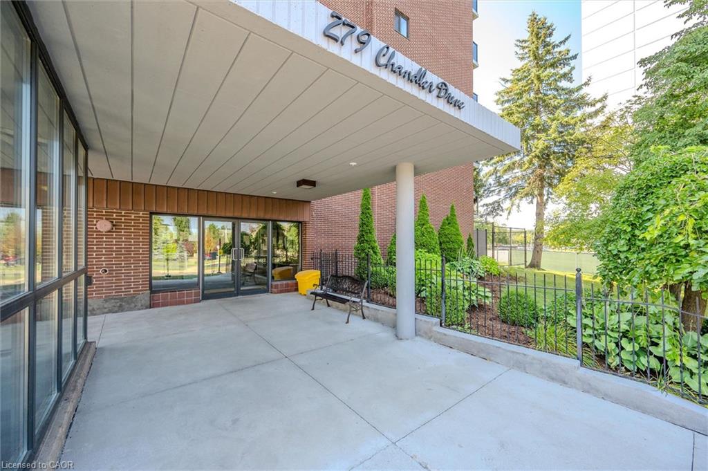 405-279 Chandler Drive Property Photo 3