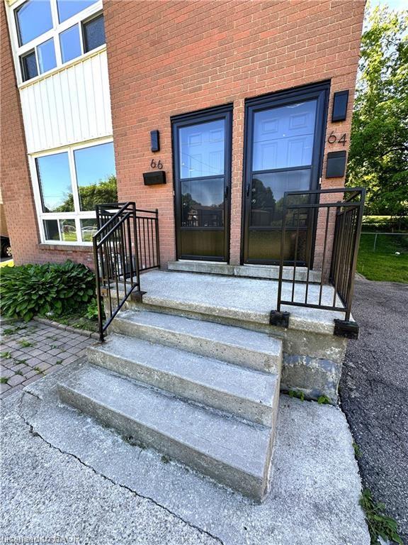 64-66 Oakwood Avenue Property Photo 4