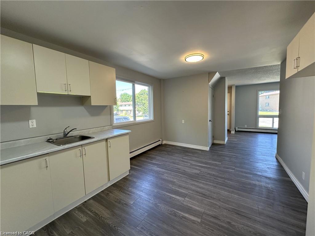 64-66 Oakwood Avenue Property Photo 13