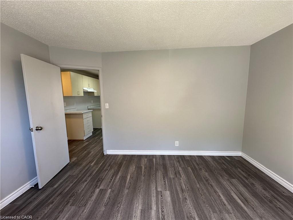 64-66 Oakwood Avenue Property Photo 17