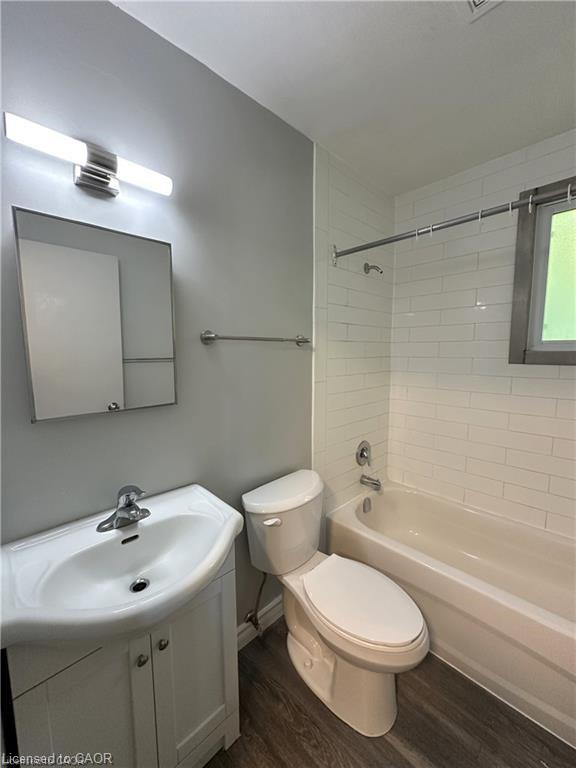 64-66 Oakwood Avenue Property Photo 19