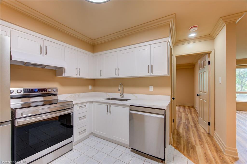 106-1275 Bentley Drive Property Photo 15